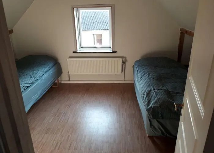 Elmealle 6 Penzion *